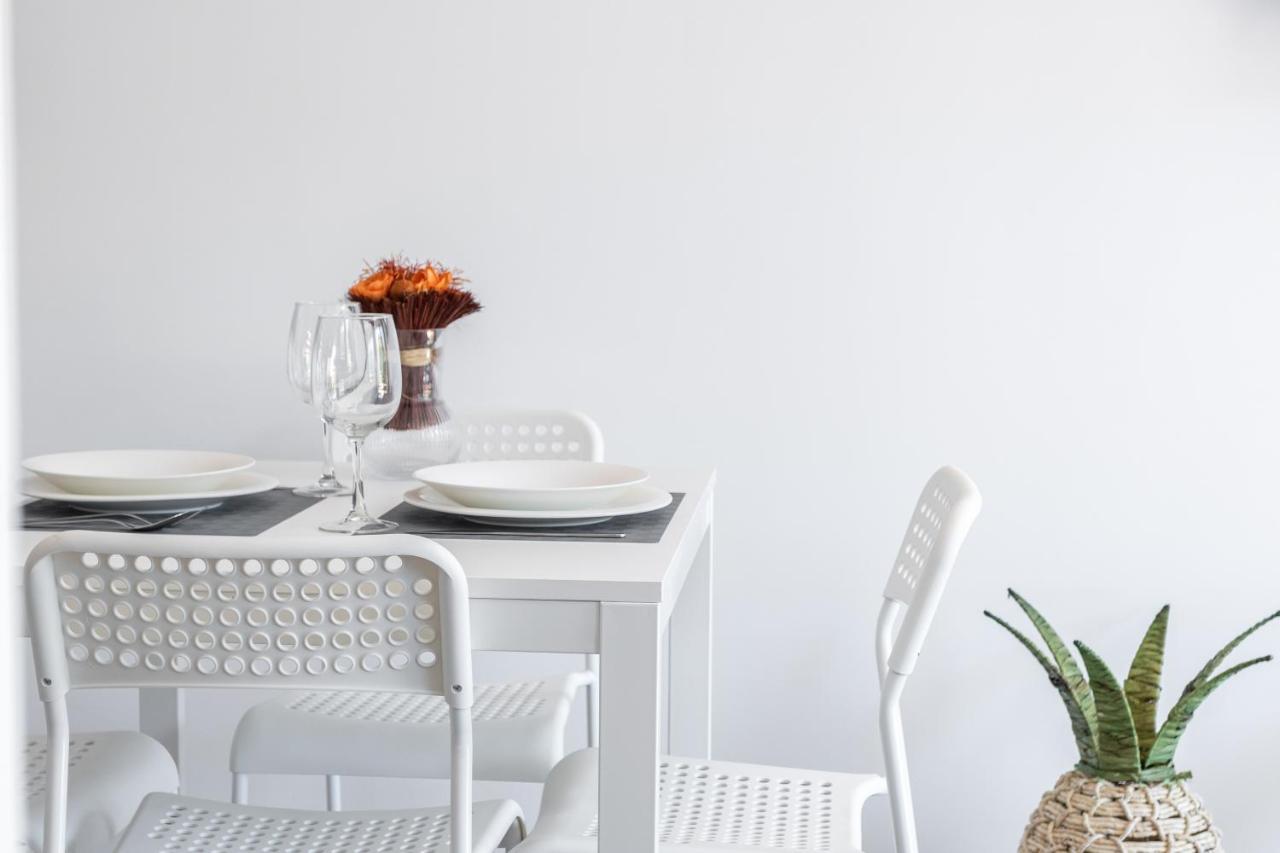 Oleholidays 216 Romana Playa Primera Linea Playa Lejlighed Marbella